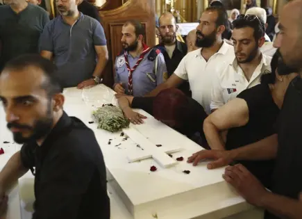 Ataque del Estado Islámico a iglesia en Siria deja al menos 25 muertos