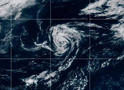 Tormenta tropical Andrea se forma en el Atlántico