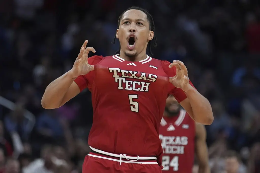Influencia de NIL: jugadores retirando nombres del draft de la NBA