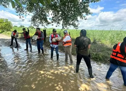 Entregan apoyo a incomunicados
