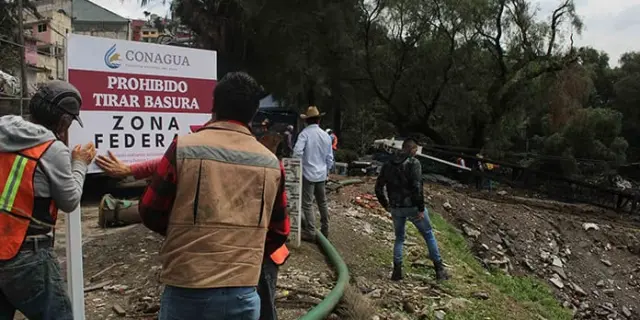 Desbordamiento del río revela altas cantidades de materia orgánica en Naucalpan