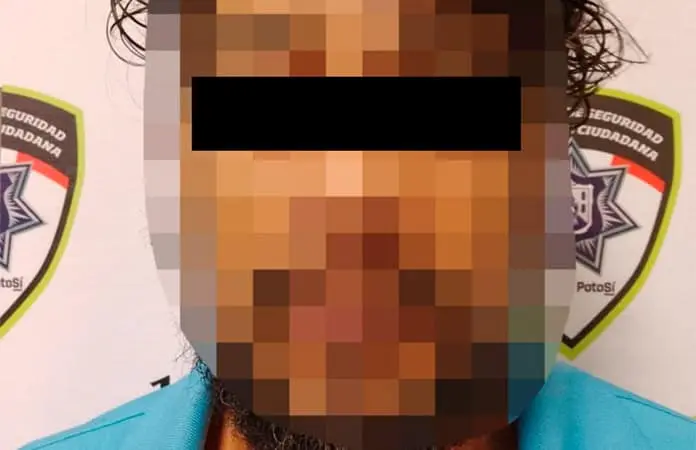 Golpeó a su mujer en presencia de sus hijos
