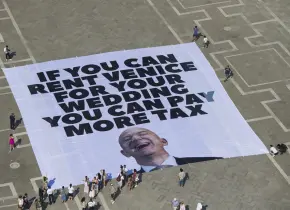 Protestas en Venecia por la boda de Jeff Bezos