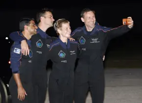 Astronautas de India, Polonia y Hungría despegan hacia la Estación Espacial en Viaje Privado