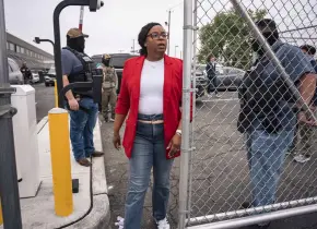 Legisladora de Nueva Jersey se declara inocente de agresión a agentes de inmigración