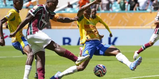 Fluminense avanza en el Mundial de Clubes tras empate con Mamelodi