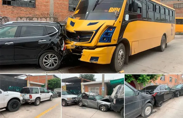 Camión sin control causa daños a seis vehículos