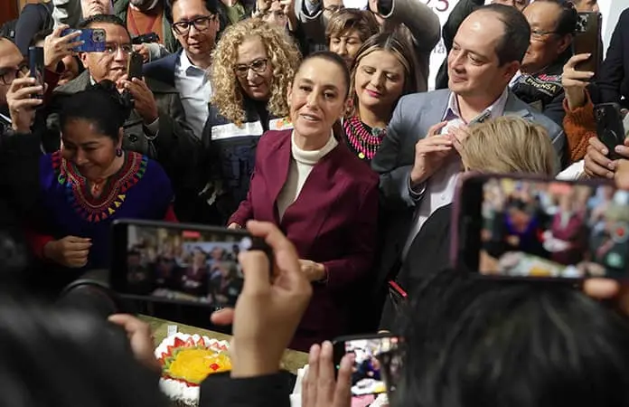 Sheinbaum insiste en reforma electoral