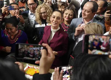 Sheinbaum insiste en reforma electoral