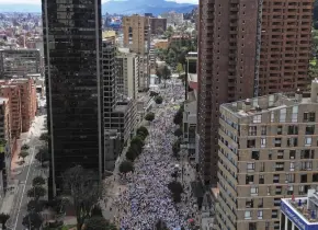 Demandan a senador colombiano Miguel Uribe por campaña anticipada