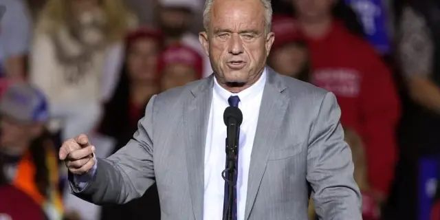Estados Unidos anuncia retirada de fondos a Gavi por críticas de Robert F. Kennedy Jr.