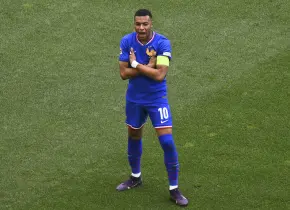 Kylian Mbappé acusa al PSG de acoso moral