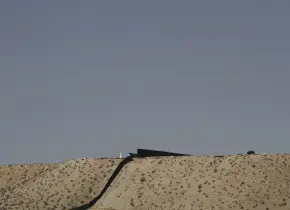 Ampliación de zona militarizada en frontera sur de Texas por el Gobierno de EEUU