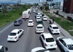 Video | Taxistas suspenden movilización en la 57; van a Muñoz