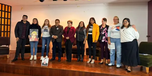 Colectivos cuestionan efectividad de la CURP con biométricos en búsqueda de desaparecidos