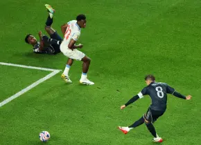 Vinícius y Valverde recrean el tacón de Dios en el Mundial de Clubes