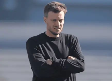 Anselmi es nuevo técnico del Elche FC Anselmi es nuevo técnico del Elche FC