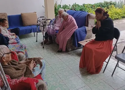 Fomentan autoestima y bienestar emocional de adultos mayores