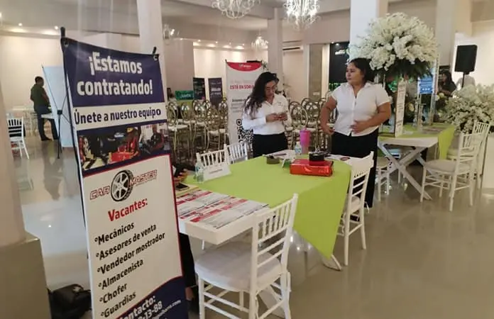 Realizan Feria del Empleo con cientos de plazas laborales