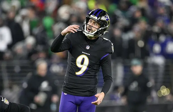 Suspenden la NFL a J. Tucker 10 semanas