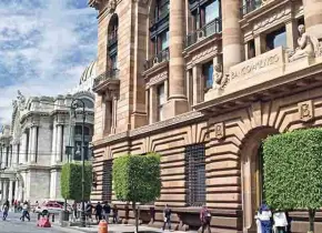 Tasa de Banxico disminuye a 8%