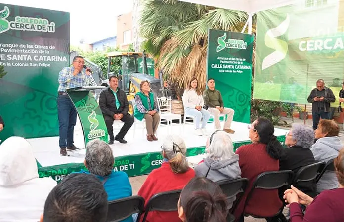 Alcalde MN inicia pavimentación en la Col. San Felipe