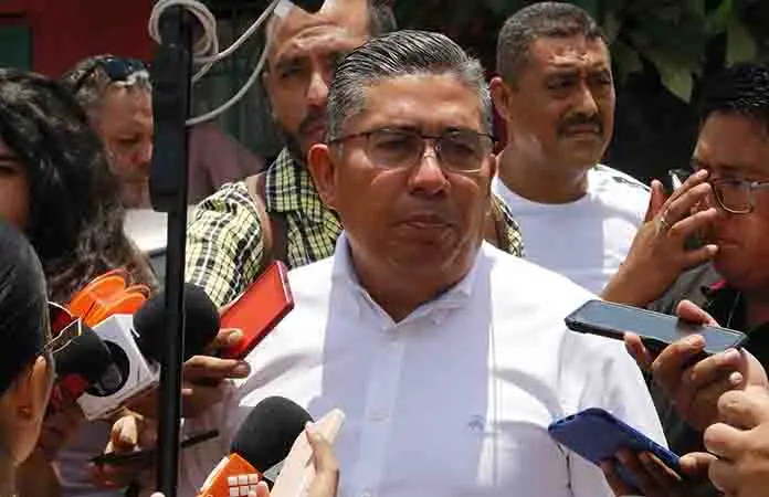 Alcalde Navarro anuncia obras previo a informe de actividades
