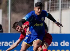 Armando León brilla en Andorra: campeón de goleo con el equipo de Marco Fabián