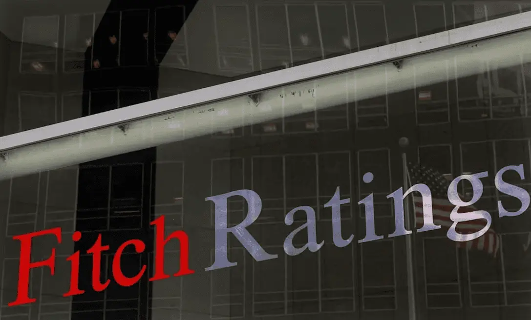 La agencia Fitch coloca a Pemex en observación positiva