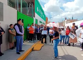 Estudiantes piden cese de director de Becene