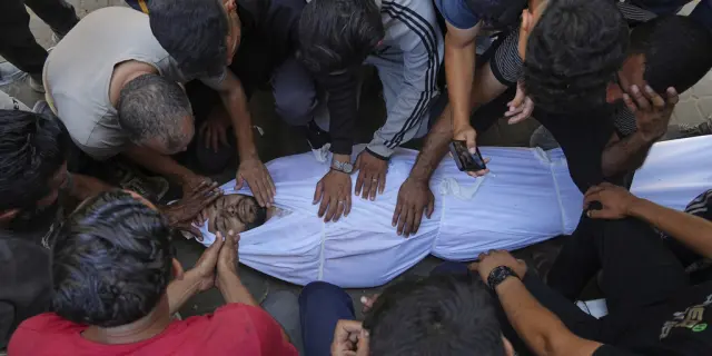 Trump pide alto el fuego en Gaza tras 20 meses de conflicto
