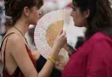 Europa enfrenta olas de calor extremo y alerta por incendios forestales