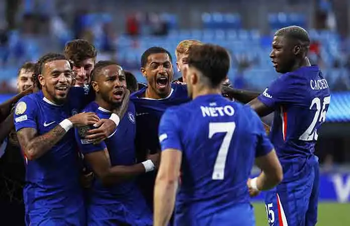 Chelsea, a 8vos. en largo juego