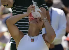 Calor récord en Wimbledon desafía a jugadores y espectadores
