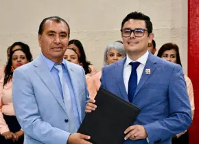 Tras acuerdo, formalizan a nuevo director de la Becene