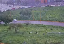 Cierran tres vialidades por lluvias intensas en San Luis Potos&iacute;