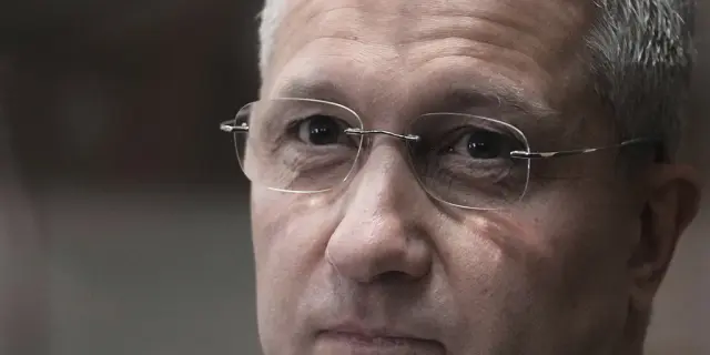 Rusia condena a exviceministro de Defensa por corrupción millonaria