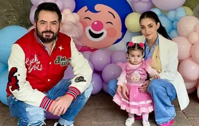 Tessa Derbez Celebra su primer año en familia