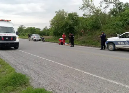 Hallan a mujer inconsciente en Libramiento de Ciudad Valles
