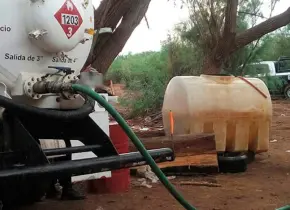FGR asegura 933 mil litros de petróleo crudo en Veracruz
