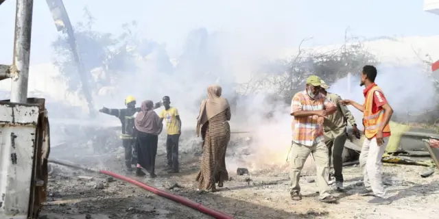 Tragedia en Somalia: helicóptero militar se estrella en aeropuerto de la capital