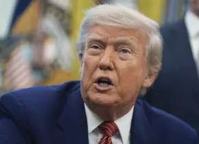 Trump exige la renuncia inmediata del presidente de la Reserva Federal