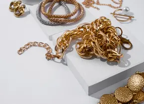 Aumento del precio del oro golpea a las joyerías
