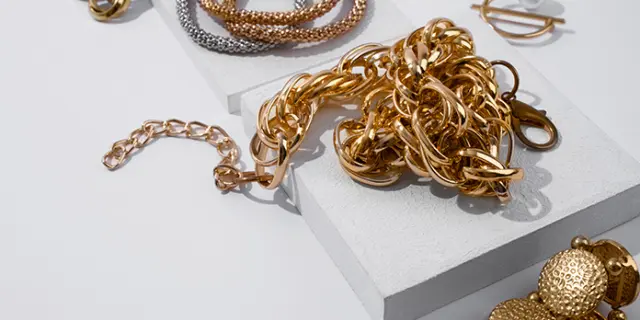 Aumento del precio del oro golpea a las joyerías