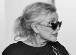 DEBBIE HARRY CUMPLE HOY 80 AÑOS
