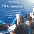 Engañan al sacar dinero de Afore