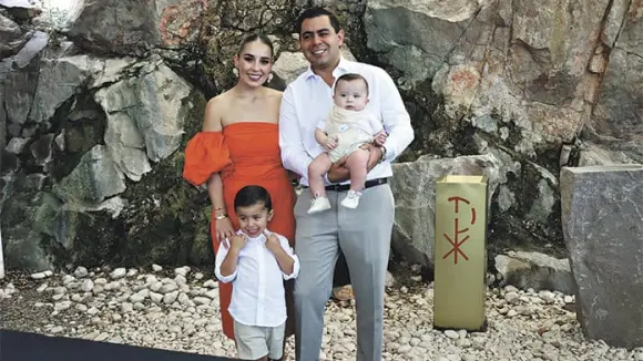 RODRIGO RECIBE EL PRIMER SACRAMENTO