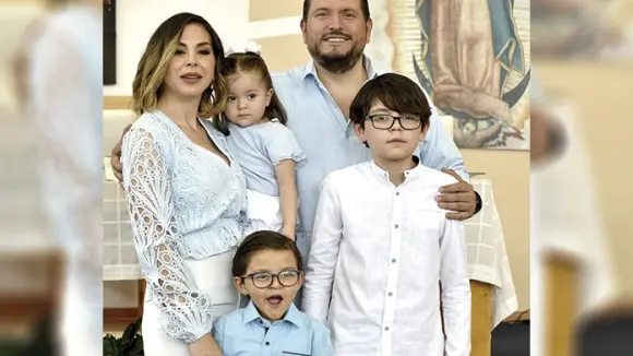ALFONSO AMA AL NIÑO JESÚS