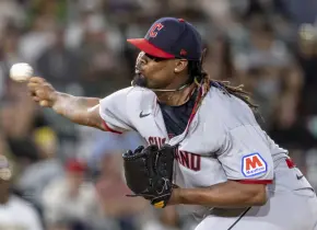 Luis Ortiz suspendido por investigación de apuestas en MLB