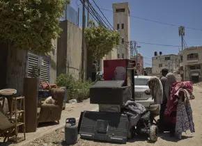 Palestinos huyen de Tulkarem ante órdenes de demolición israelíes